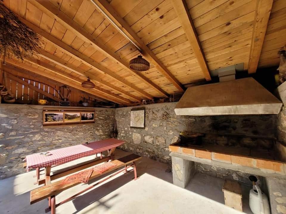Etno Guest House Lalovic 耶蒂斯特 外观 照片