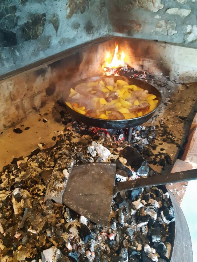 Etno Guest House Lalovic 耶蒂斯特 外观 照片
